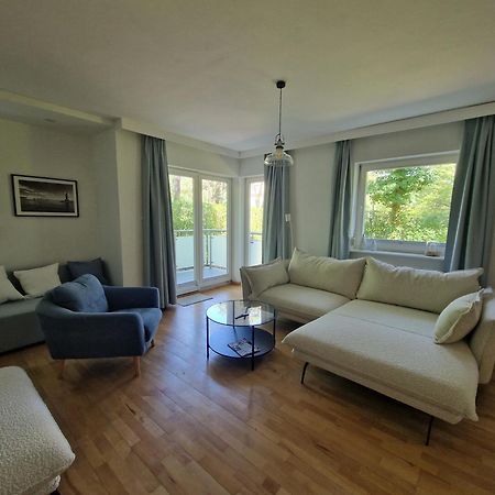 Apartament Verona ユラタ エクステリア 写真