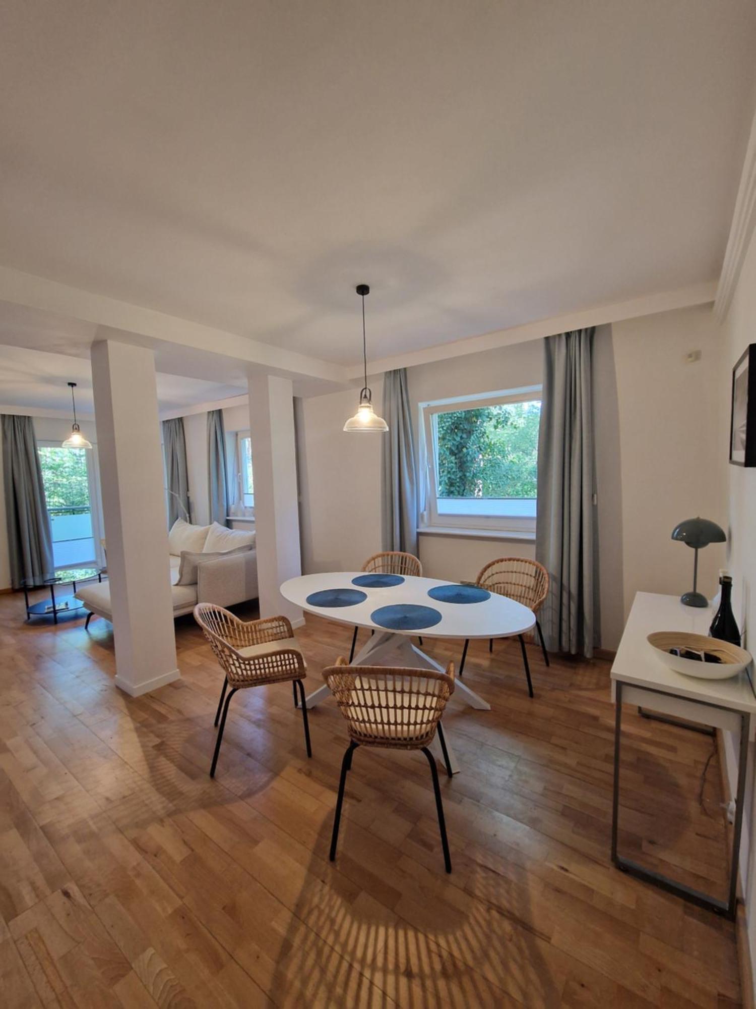Apartament Verona ユラタ エクステリア 写真