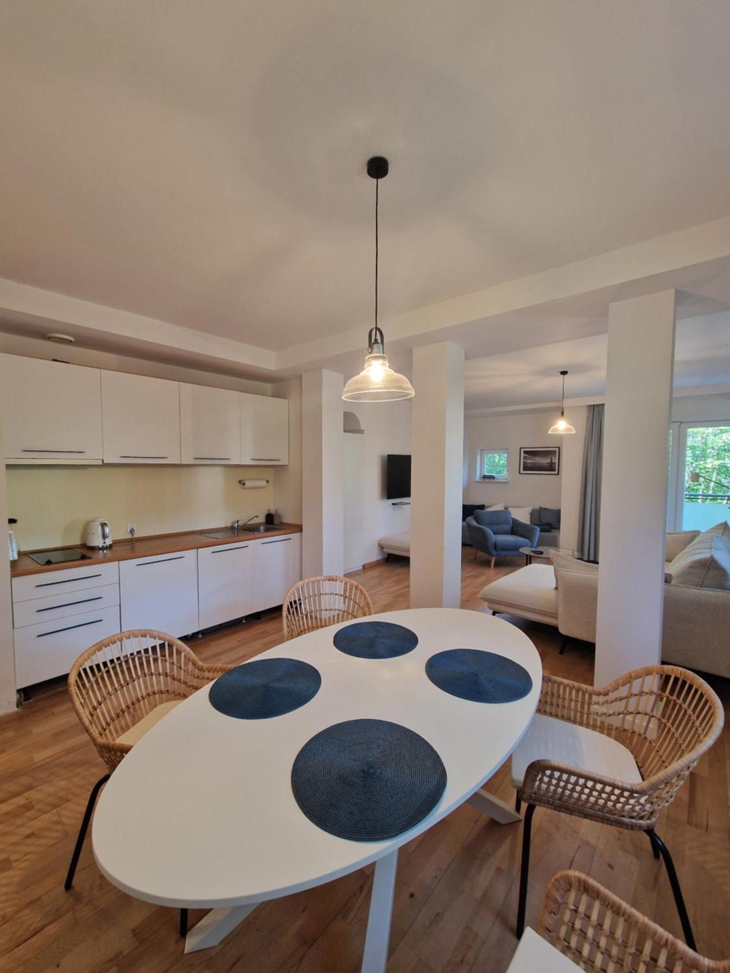 Apartament Verona ユラタ エクステリア 写真
